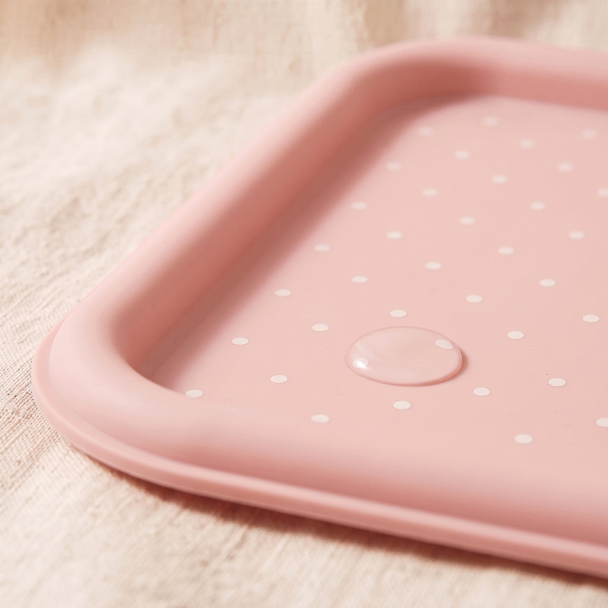 Cora's Petlife Silicone Bowl Mat - detail view